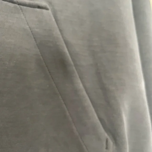 Lululemon Brushed Softstreme Half Zip - Size 4 - Black - Picture 9 of 16